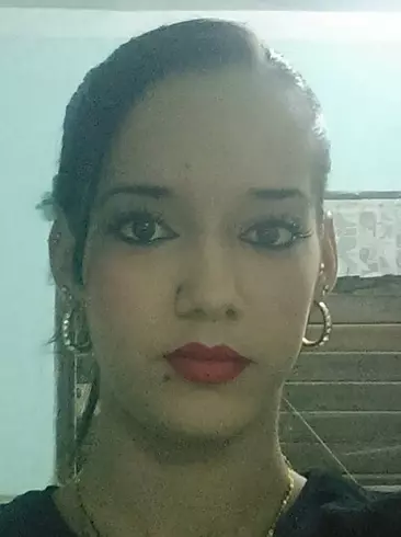 Chica de 26 busca chico para hacer pareja en Holguin, Cuba