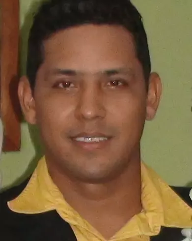 Hombre de 38 busca mujer para hacer pareja en San cristobal, Venezuela