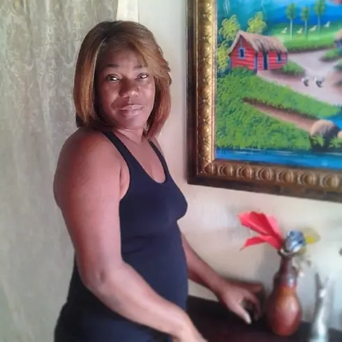 Mujer de 58 busca hombre para hacer pareja en Santo Domingo, República Dominicana