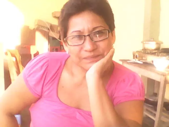 Mujer de 54 busca hombre para hacer pareja en Iquitos, Perú