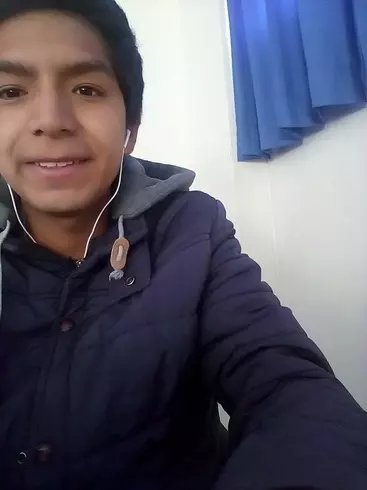 Chico de 26 busca chica para hacer pareja en Perú