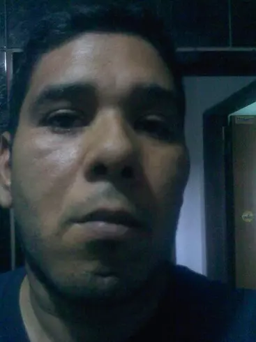 Hombre de 49 busca mujer para hacer pareja en Caracas, Venezuela