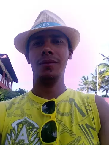Hombre de 38 busca mujer para hacer pareja en Moron, Cuba