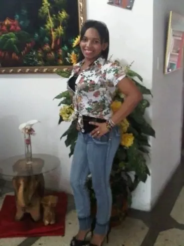 Mujer de 38 busca hombre para hacer pareja en Punto fijo, Venezuela