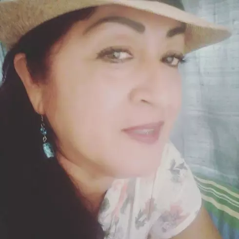 Mujer de 63 busca hombre para hacer pareja en Manabi, Ecuador
