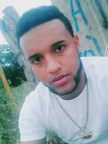 Chico de 29 busca chica para hacer pareja en Santiago, República Dominicana