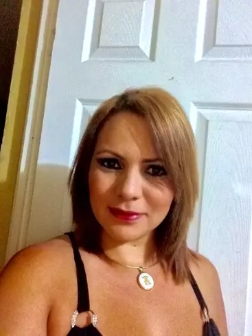 Mujer de 44 busca hombre para hacer pareja en Heredia, Costa Rica