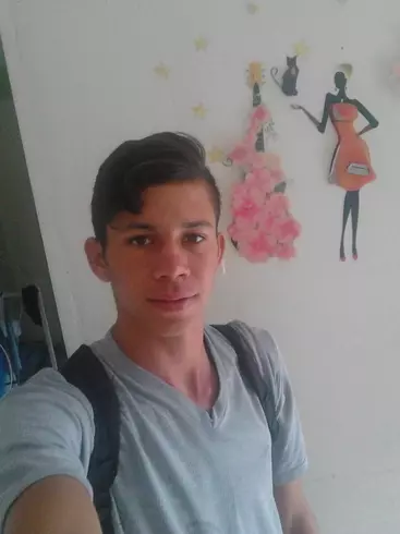 Chico de 26 busca chica para hacer pareja en Valencia, Venezuela