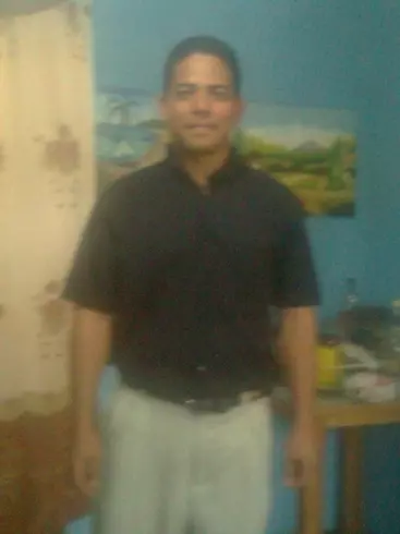 Hombre de 41 busca mujer para hacer pareja en Puerto la cruz, Venezuela
