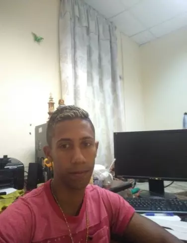 Chico de 34 busca chica para hacer pareja en La Habana, Cuba