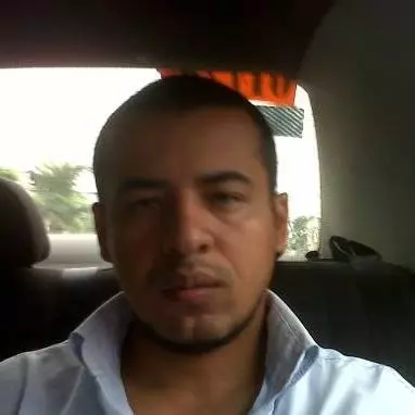 Hombre de 42 busca mujer para hacer pareja en Guayaquil, Ecuador