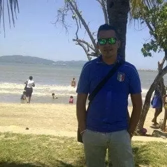 Hombre de 37 busca mujer para hacer pareja en San cristobal, Venezuela