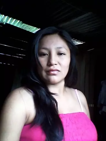 Chica de 32 busca chico para hacer pareja en El Alto, Bolivia
