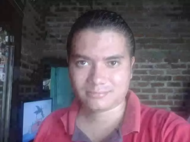 Hombre de 36 busca mujer para hacer pareja en Santa Ana El Salvador, Salvador