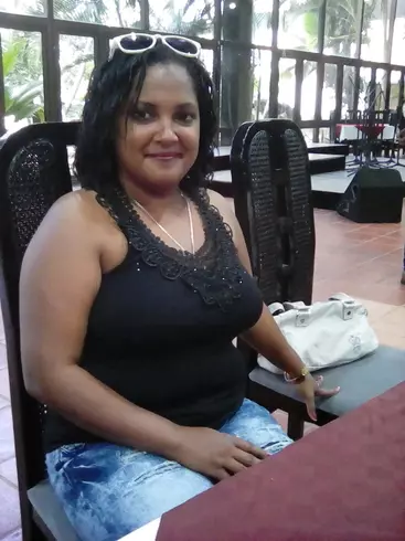 Chica de 34 busca chico para hacer pareja en SANTIAGO DE CUBA, Cuba