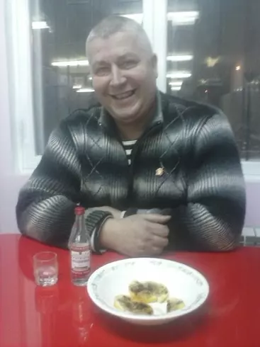 Hombre de 48 busca mujer para hacer pareja en Kovilkino, Rusia