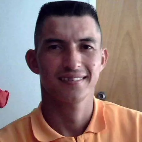 Hombre de 42 busca mujer para hacer pareja en GUAYANA, Venezuela