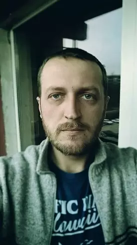 Hombre de 40 busca mujer para hacer pareja en Obukhov, Ucrania