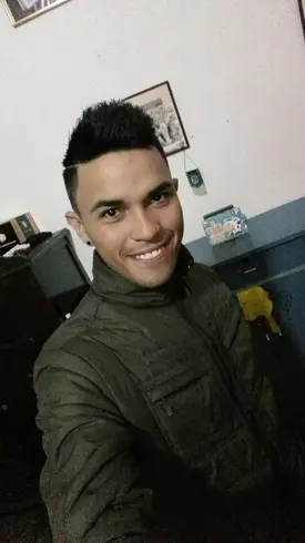 Chico de 32 busca chica para hacer pareja en Bucaramanga, Colombia