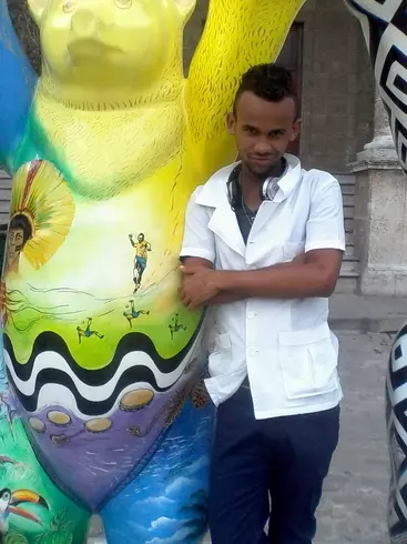 Chico de 26 busca chica para hacer pareja en La Habana, Cuba