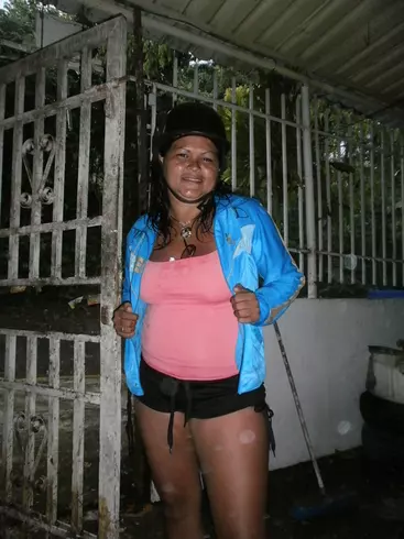 Mujer de 44 busca hombre para hacer pareja en Maracay, Venezuela