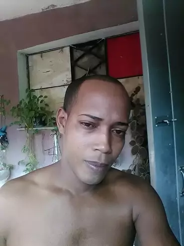 Hombre de 40 busca mujer para hacer pareja en La Habana, Cuba