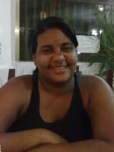 Mujer de 37 busca hombre para hacer pareja en Caraballeda, Venezuela
