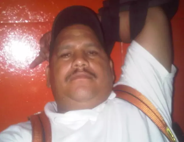 Hombre de 44 busca mujer para hacer pareja en PORLAMAR, Venezuela