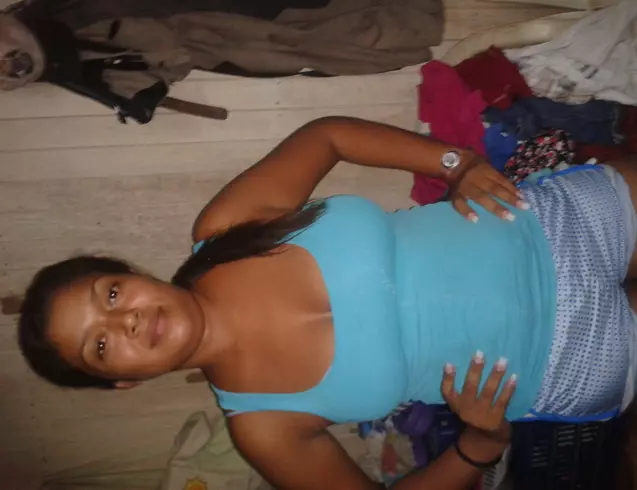Chica de 32 busca chico para hacer pareja en Puntarenas, Costa Rica