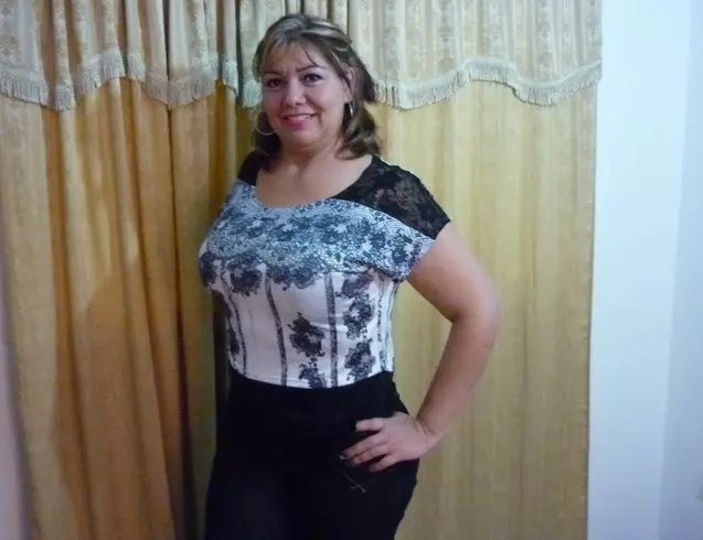 Mujer de 56 busca hombre para hacer pareja en Valencia, Venezuela