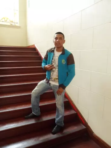 Chico de 32 busca chica para hacer pareja en LIma, Perú