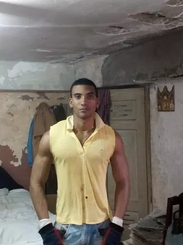 Chico de 32 busca chica para hacer pareja en Granma, Cuba