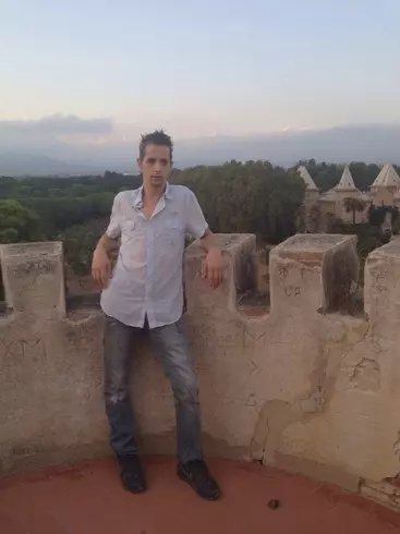 Hombre de 38 busca mujer para hacer pareja en Reus, España