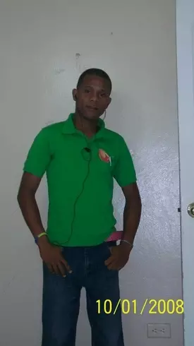 Hombre de 36 busca mujer para hacer pareja en Pedernales, República Dominicana