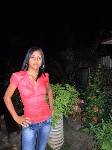 Mujer de 37 busca hombre para hacer pareja en SANTIAGO DE CUBA, Cuba