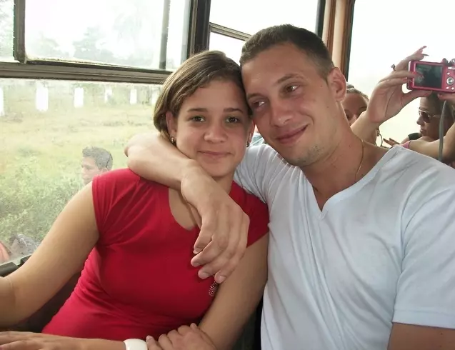 Chico de 34 busca chica para hacer pareja en Santa clara, Cuba