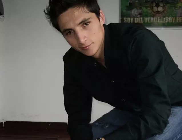 Chico de 34 busca chica para hacer pareja en Bogotá, Colombia