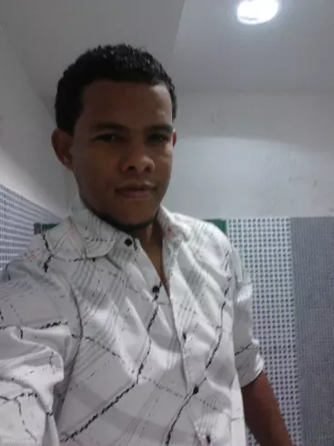 Hombre de 43 busca mujer para hacer pareja en Santo Domingo, República Dominicana