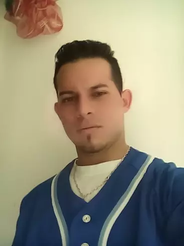 Chico de 34 busca chica para hacer pareja en Porlamar, Estado Nueva Esparta, Venezuela