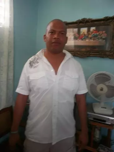 Hombre de 48 busca mujer para hacer pareja en La Habana, Cuba
