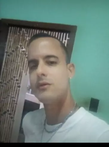 Hombre de 36 busca mujer para hacer pareja en Diez de Octubre, Cuba