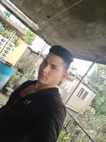 Chico de 31 busca chica para hacer pareja en Holguin, Cuba