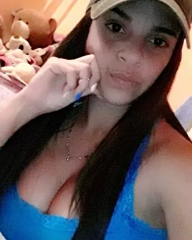 Chica de 27 busca chico para hacer pareja en Ojeda, Venezuela