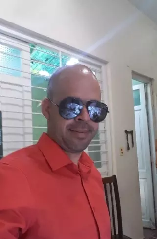 Chico de 35 busca chica para hacer pareja en Cuba