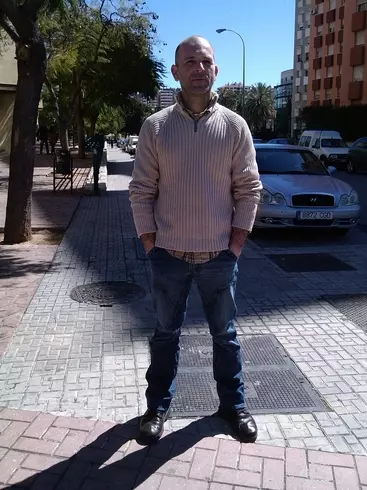 Hombre de 49 busca mujer para hacer pareja en Malaga, España