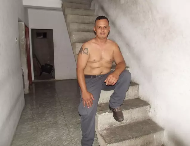 Hombre de 54 busca mujer para hacer pareja en Puerto Csbello, Venezuela