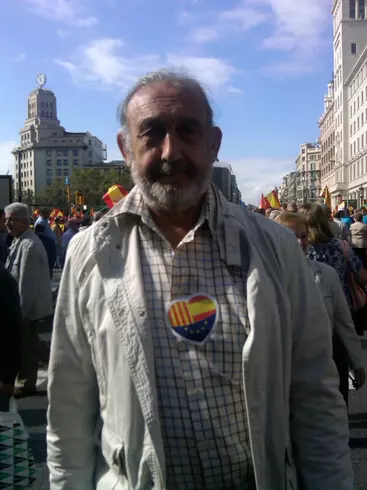 Hombre de 68 busca mujer para hacer pareja en Barcelona, España
