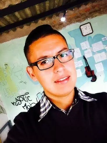 Chico de 29 busca chica para hacer pareja en Quito, Ecuador