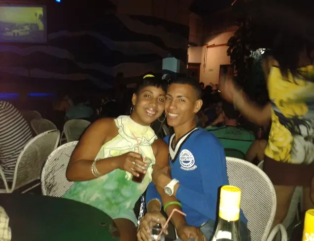 Chica de 30 busca chico para hacer pareja en Cienfuegos, Cuba
