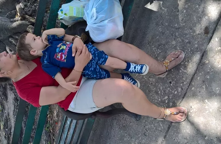Chica de 34 busca chico para hacer pareja en Holguin, Cuba